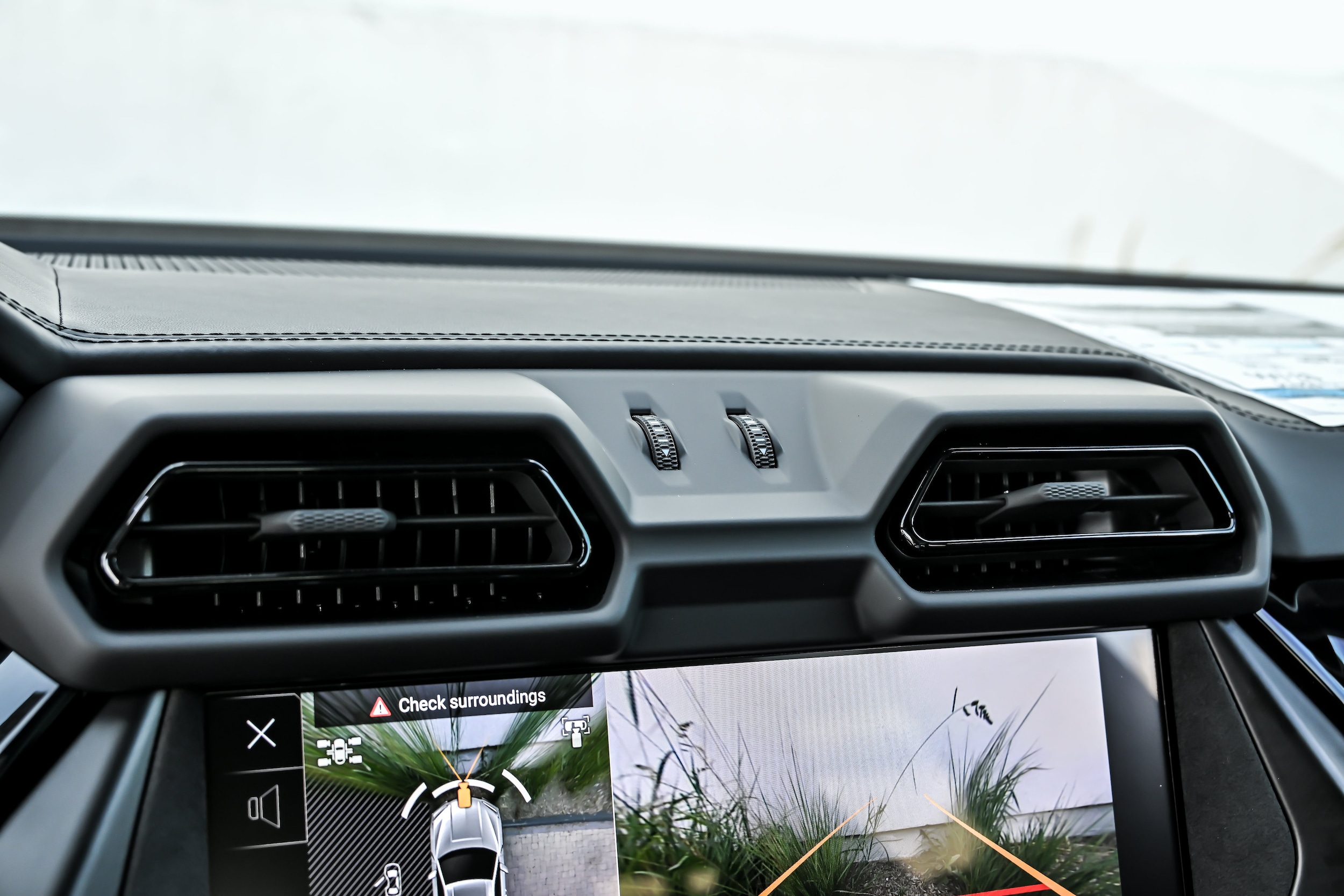 2026 Lamborghini Urus SE - Photo 34