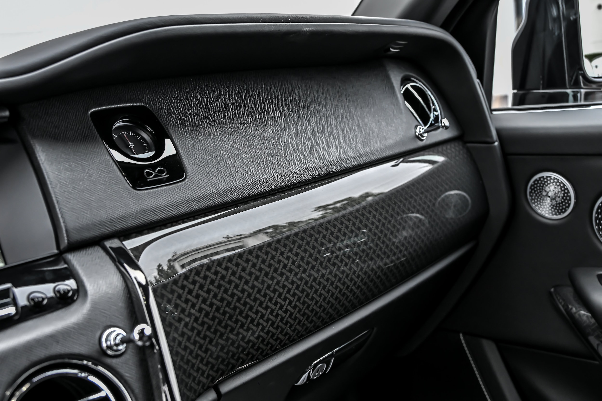 2024 Rolls-Royce Cullinan Black Badge - Photo 39