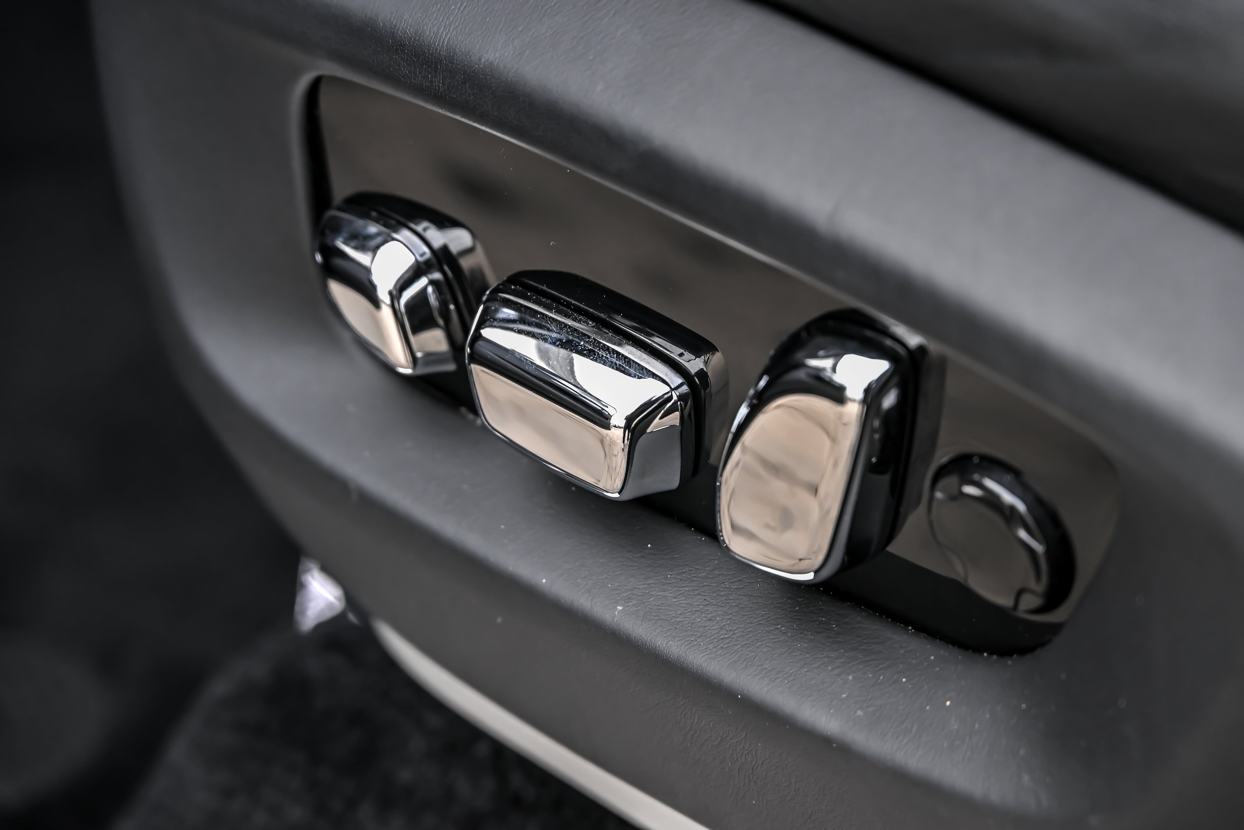 2024 Rolls-Royce Cullinan Black Badge - Photo 31