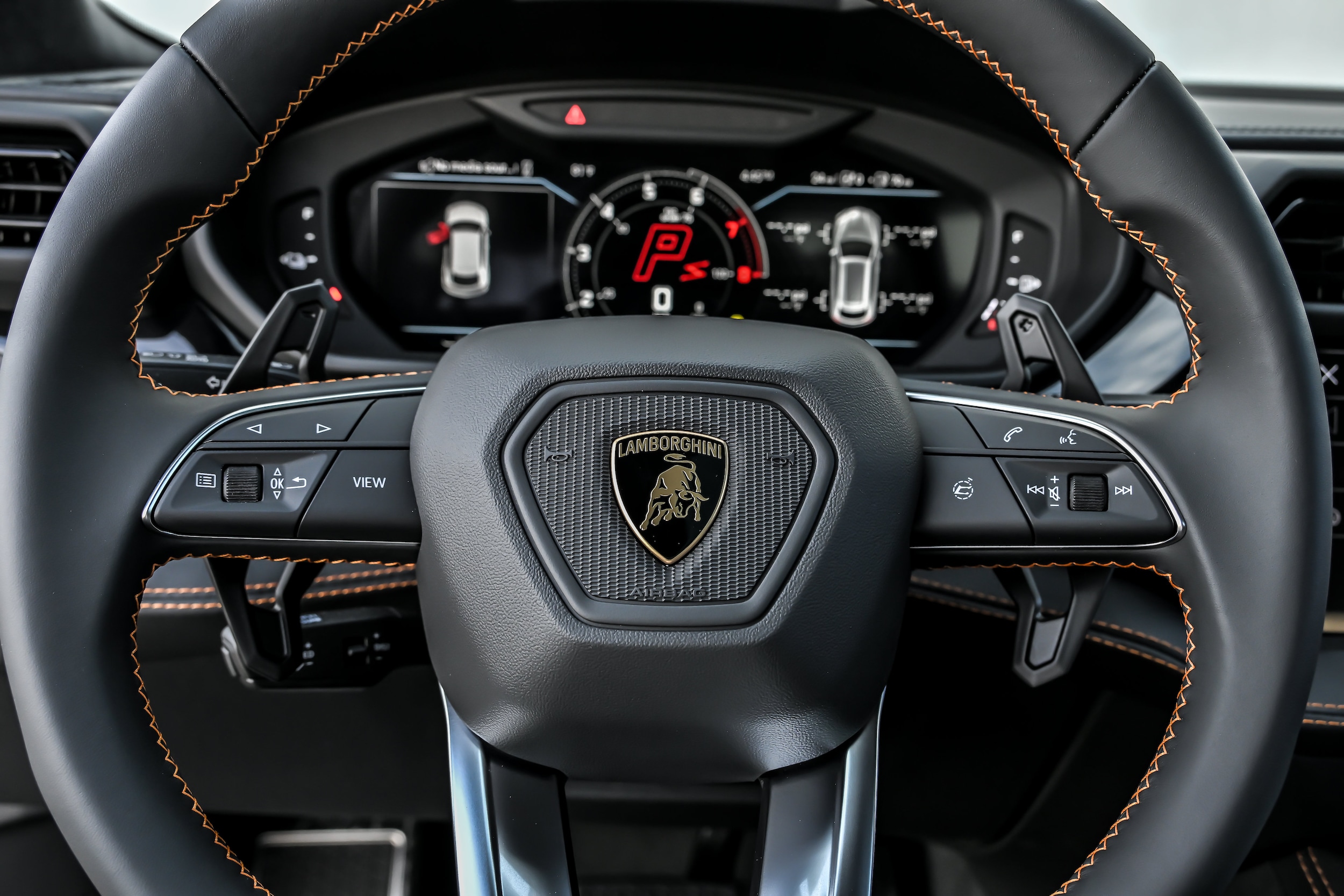 2026 Lamborghini Urus SE - Photo 30