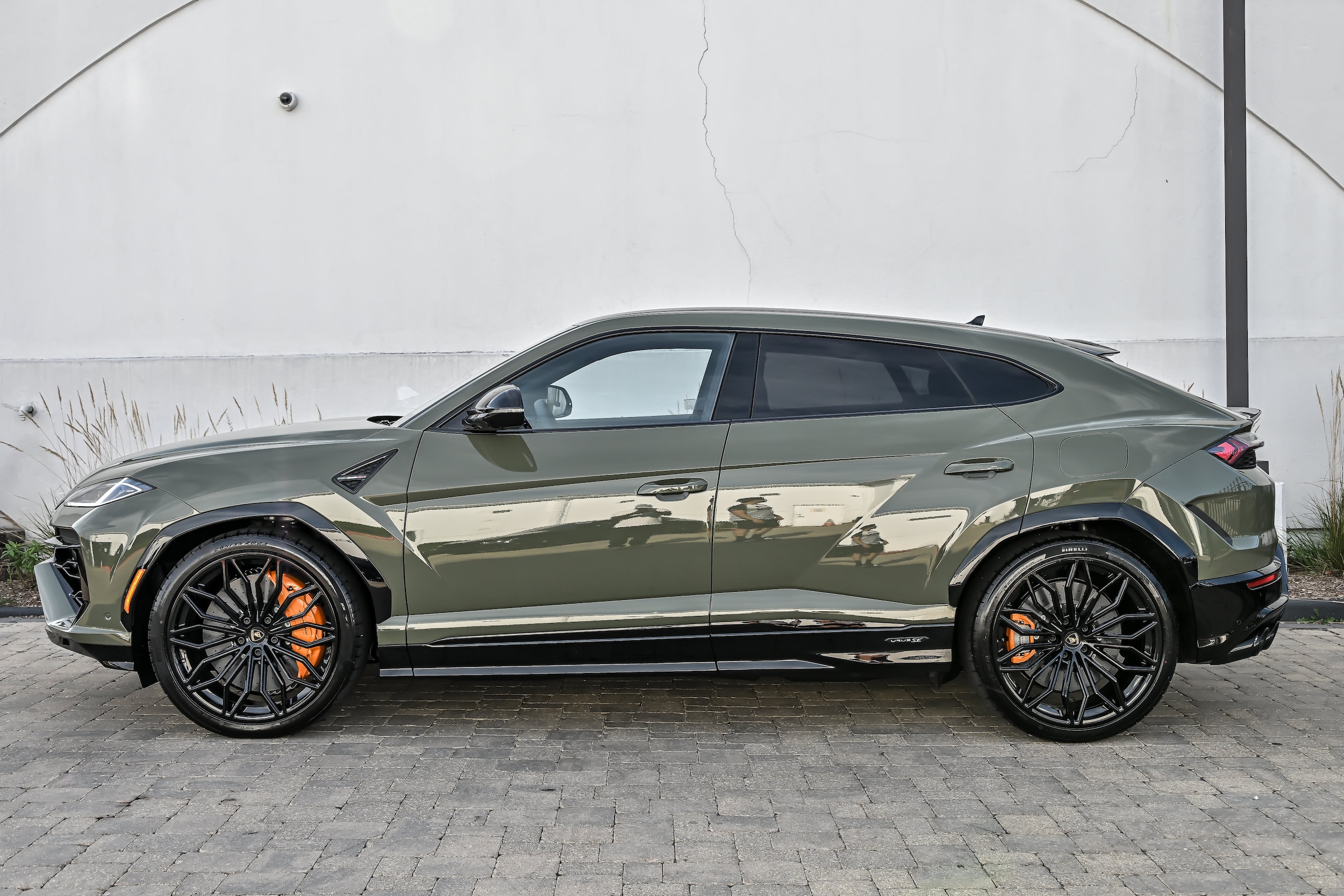 2026 Lamborghini Urus SE - Photo 10