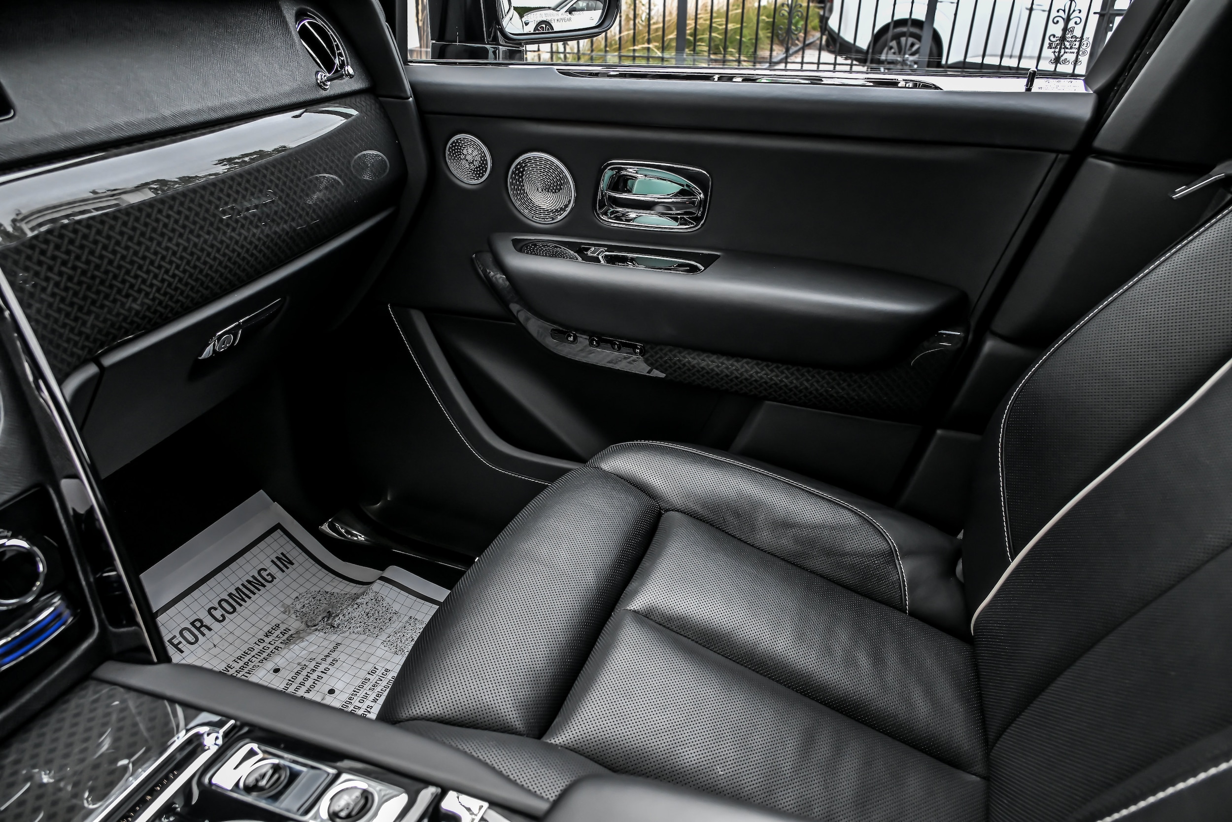 2024 Rolls-Royce Cullinan Black Badge - Photo 43