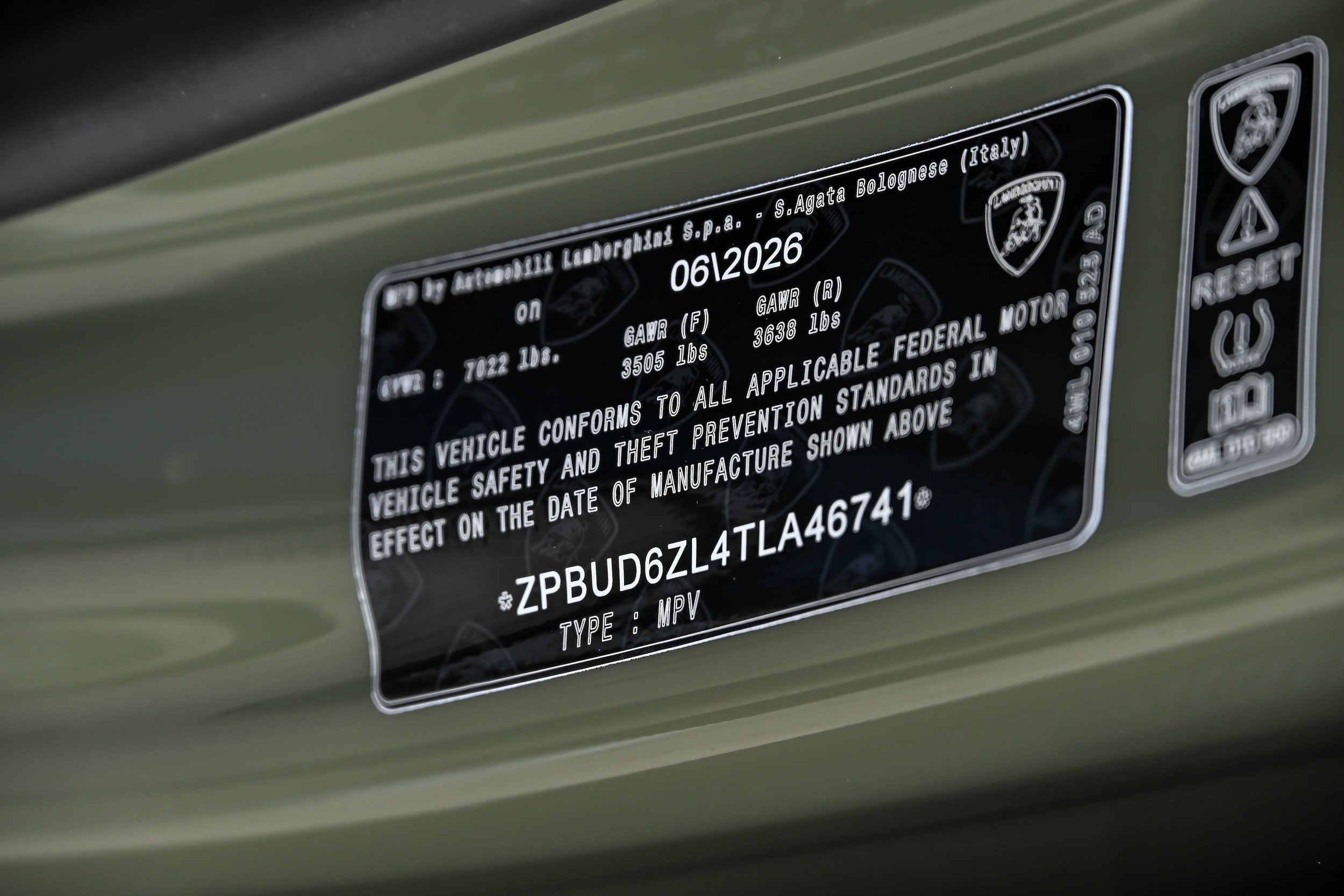 2026 Lamborghini Urus SE - Photo 43