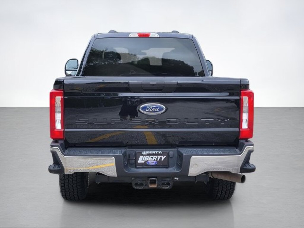 Used 2025 Ford F-250SD XLT Truck