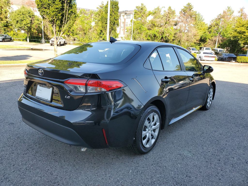 Used 2025 Toyota Corolla LE Sedan