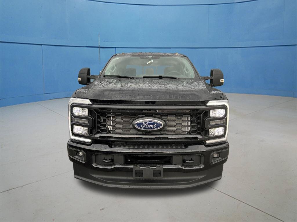 New 2026 Ford Super Duty F-350 DRW XL XL 4WD Crew Cab 8 Box