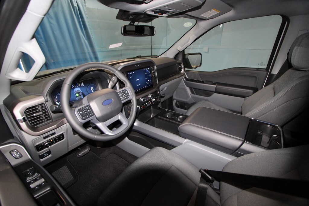 New 2026 Ford F-150 XLT Truck SuperCrew Cab