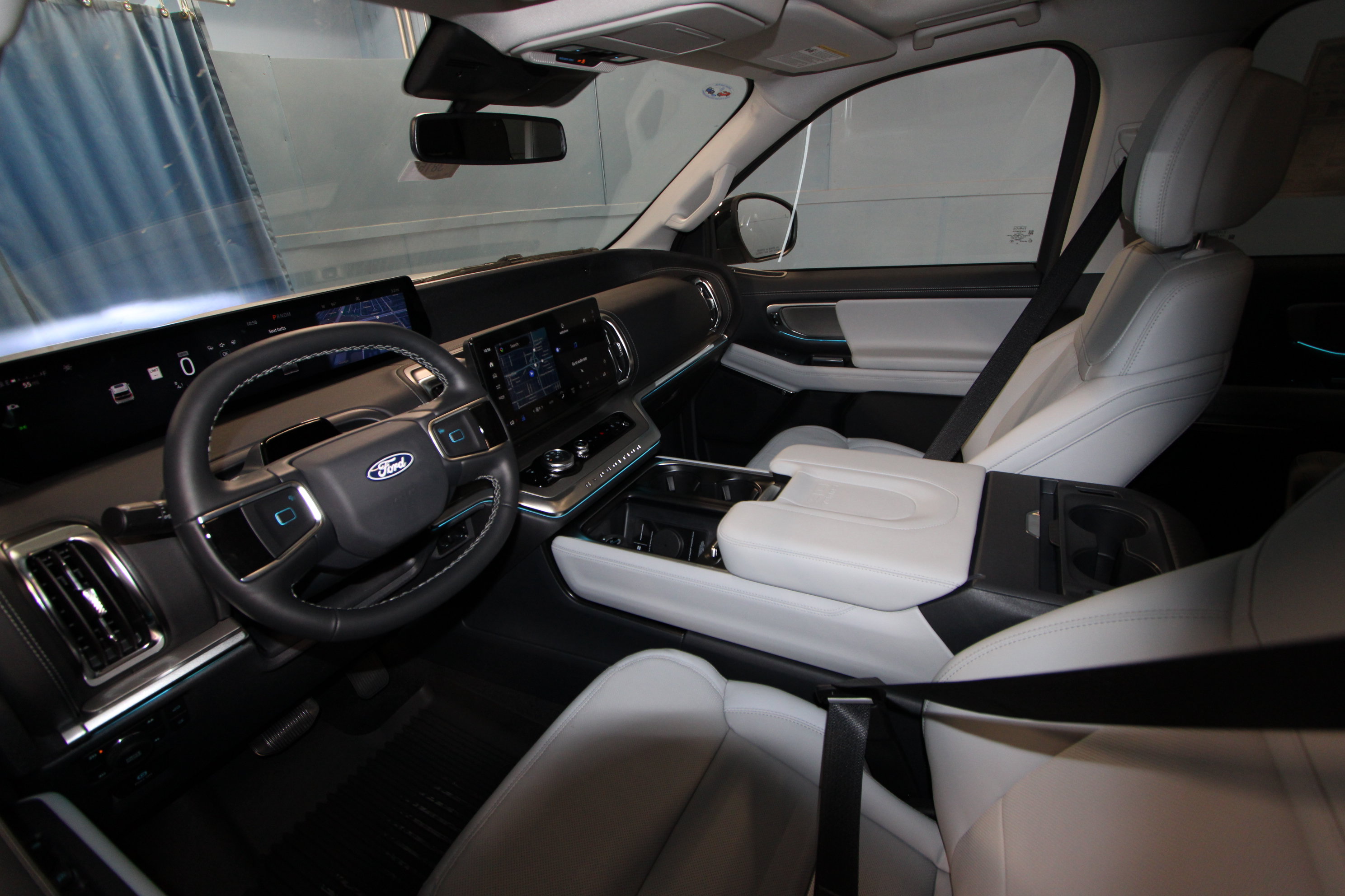 New 2027 Ford Expedition Platinum SUV