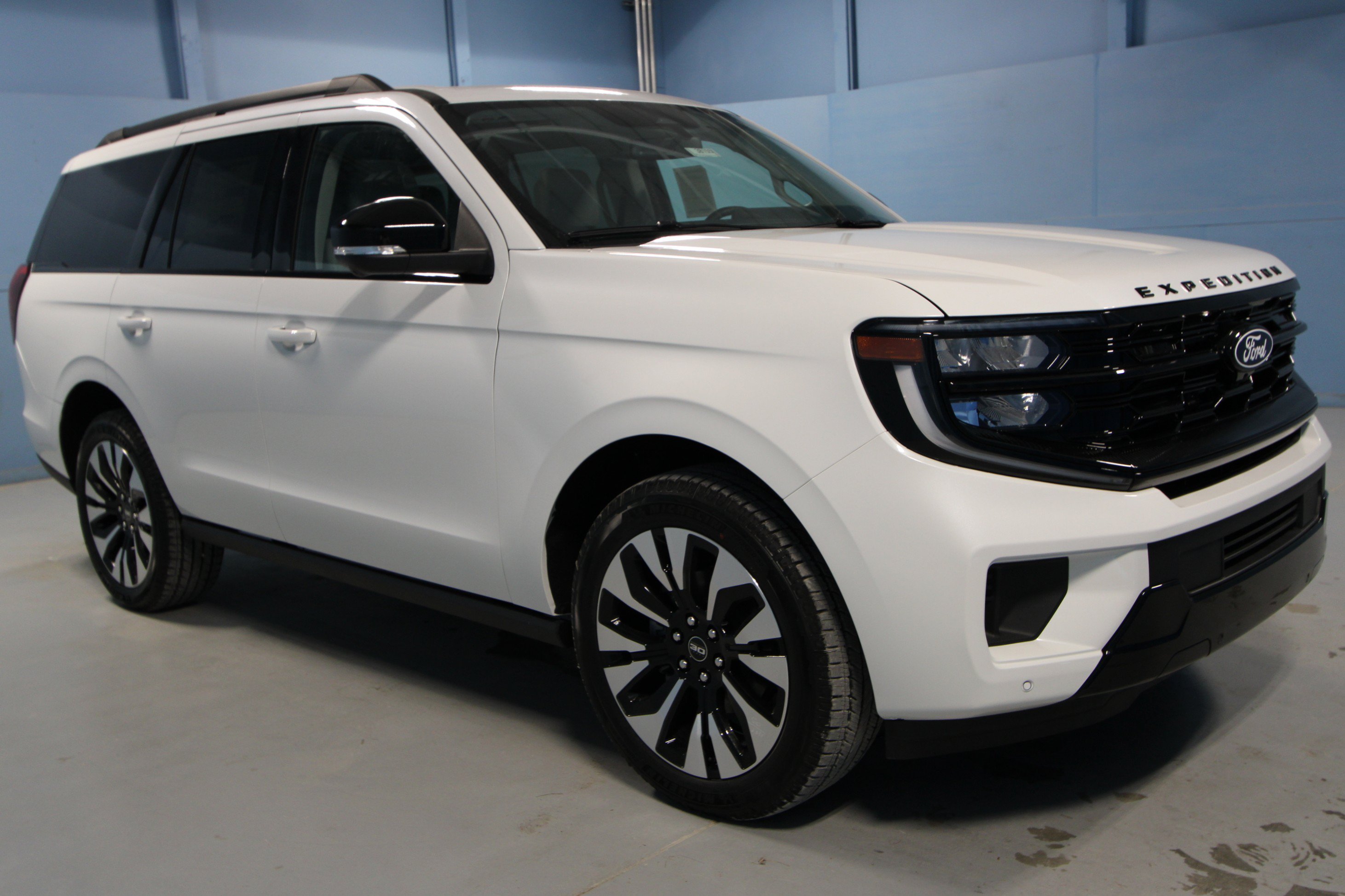 New 2027 Ford Expedition Platinum SUV