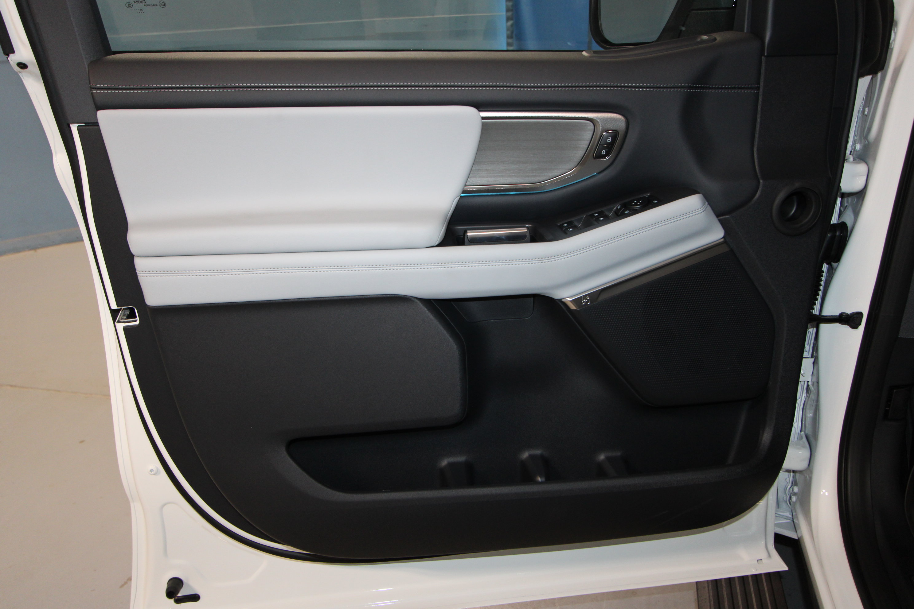 New 2027 Ford Expedition Platinum SUV