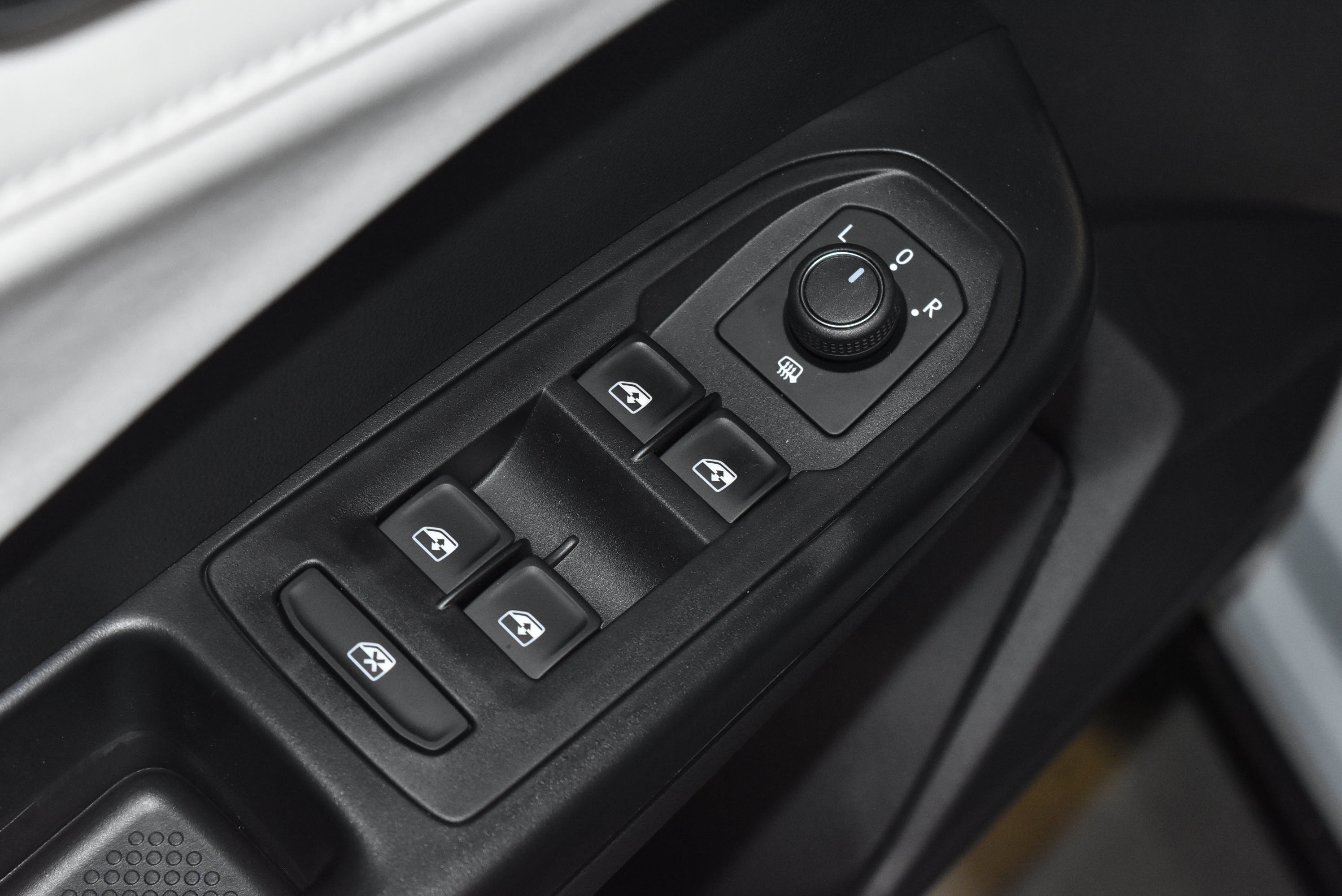 New 2027 Volkswagen Taos SE SUV