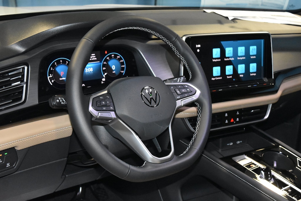 New 2026 Volkswagen Atlas Cross Sport SE w/Technology SUV