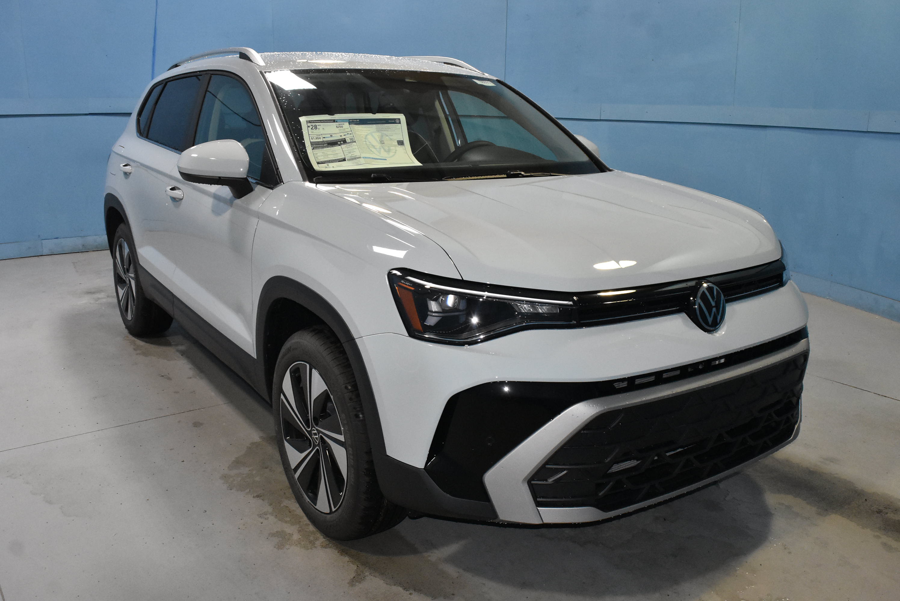 2027 Volkswagen Taos 1.5T SE SUV