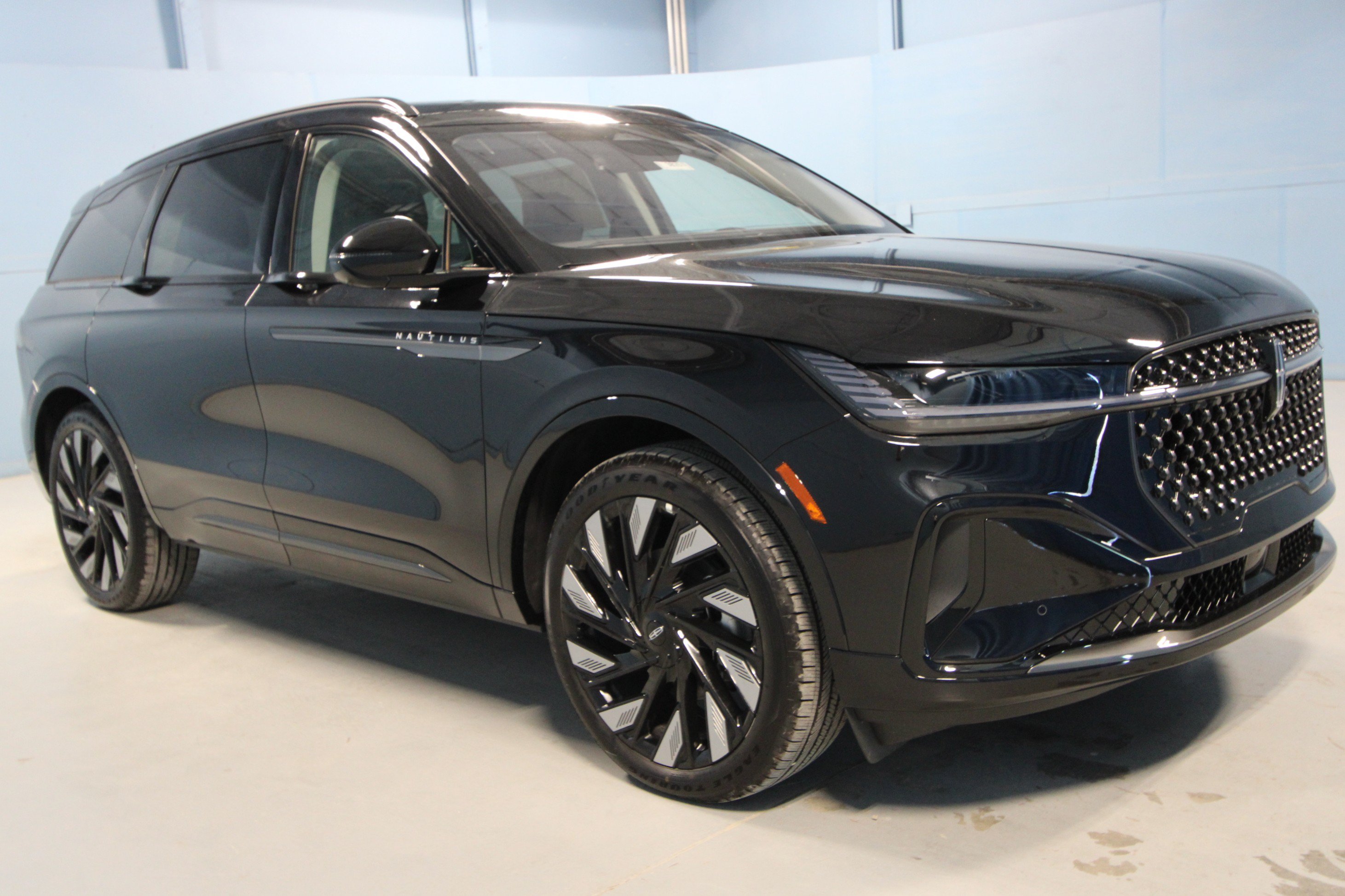 2026 Lincoln Nautilus Reserve SUV