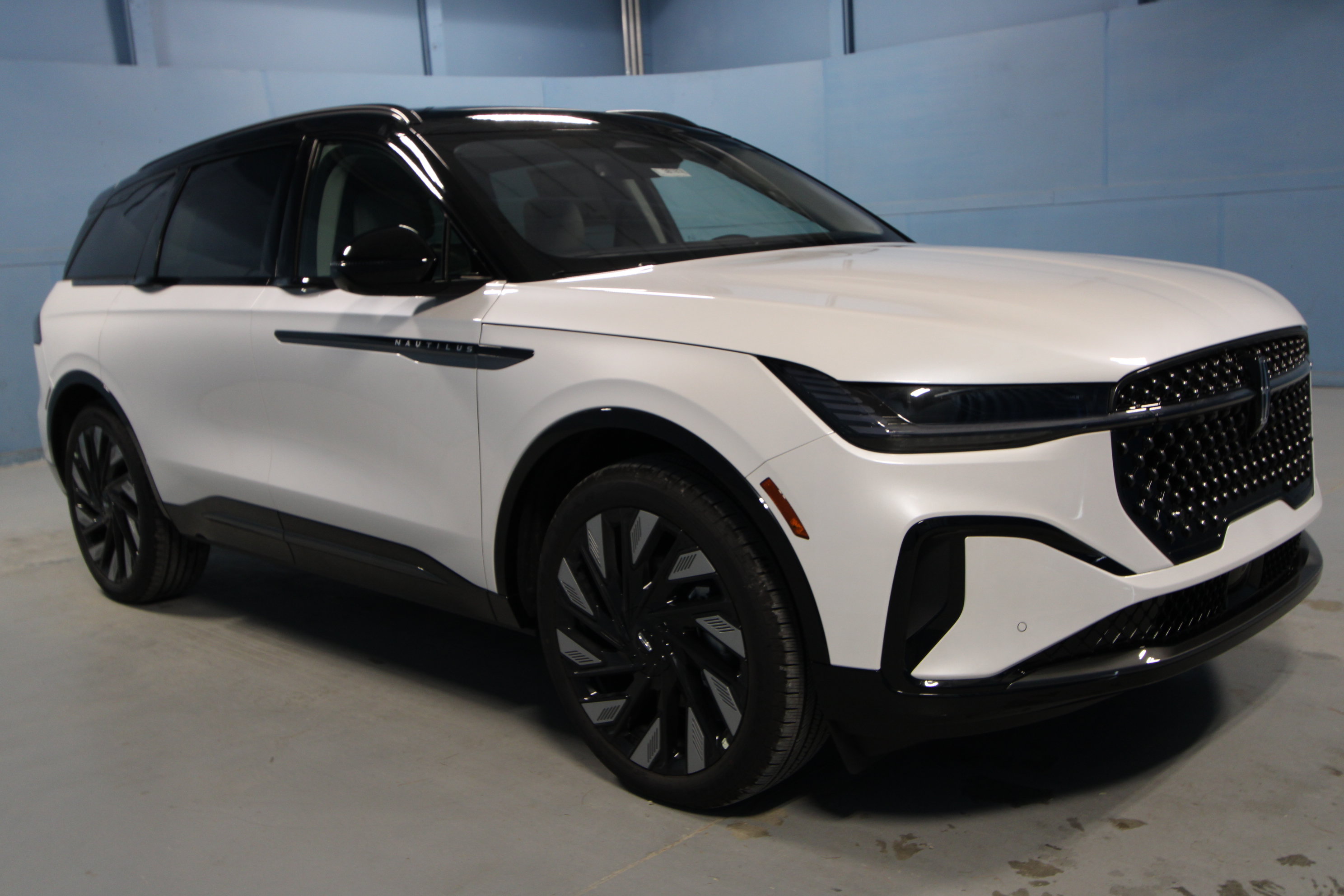 2026 Lincoln Nautilus Reserve SUV
