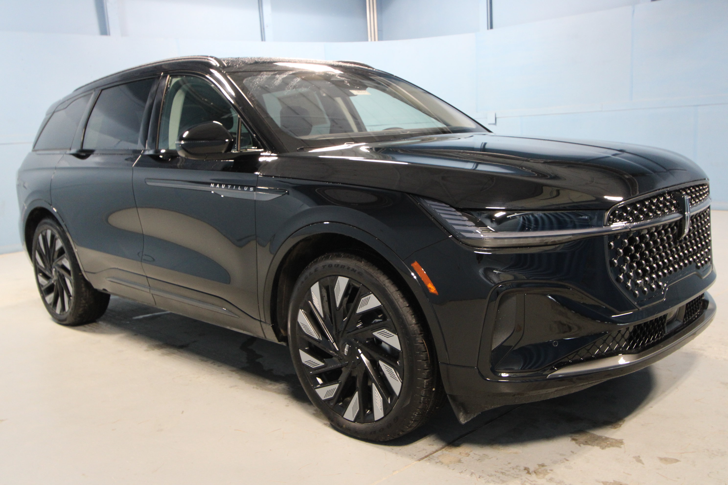 2026 Lincoln Nautilus Reserve SUV