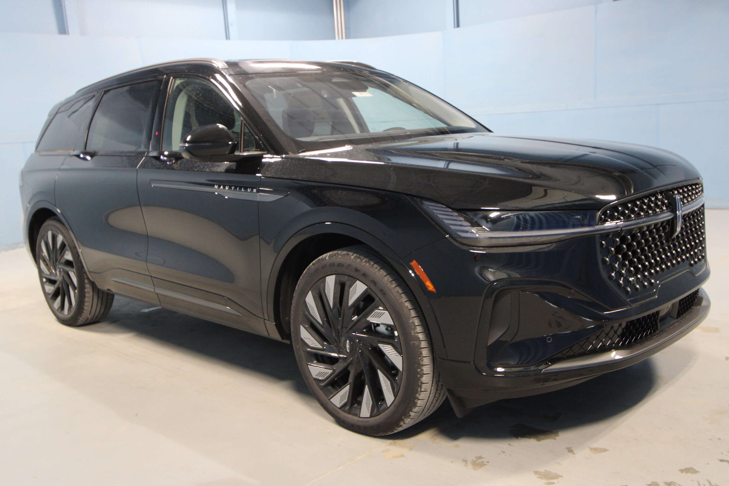 2026 Lincoln Nautilus Reserve SUV