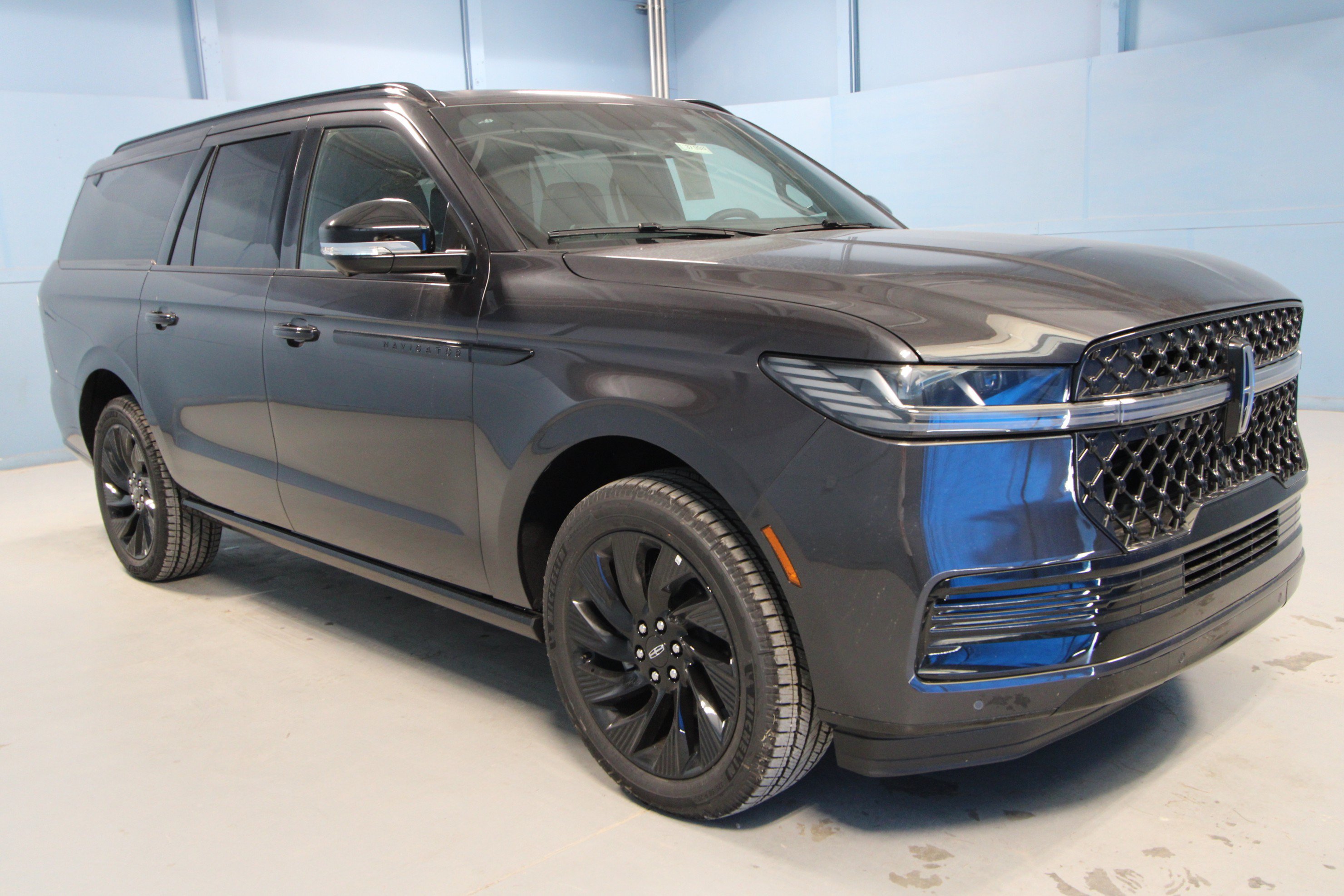 2027 Lincoln Navigator L Reserve SUV