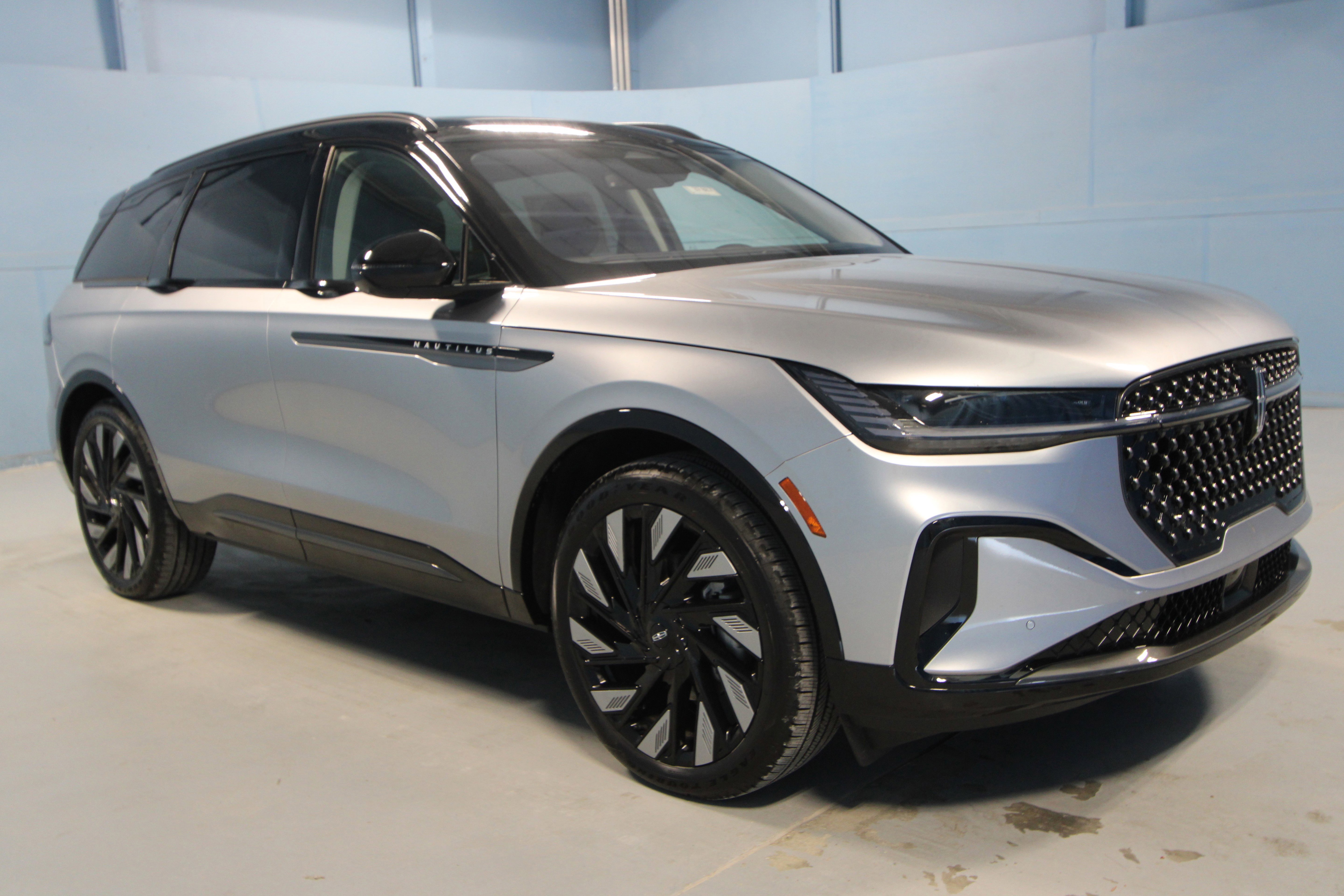 2026 Lincoln Nautilus Reserve SUV
