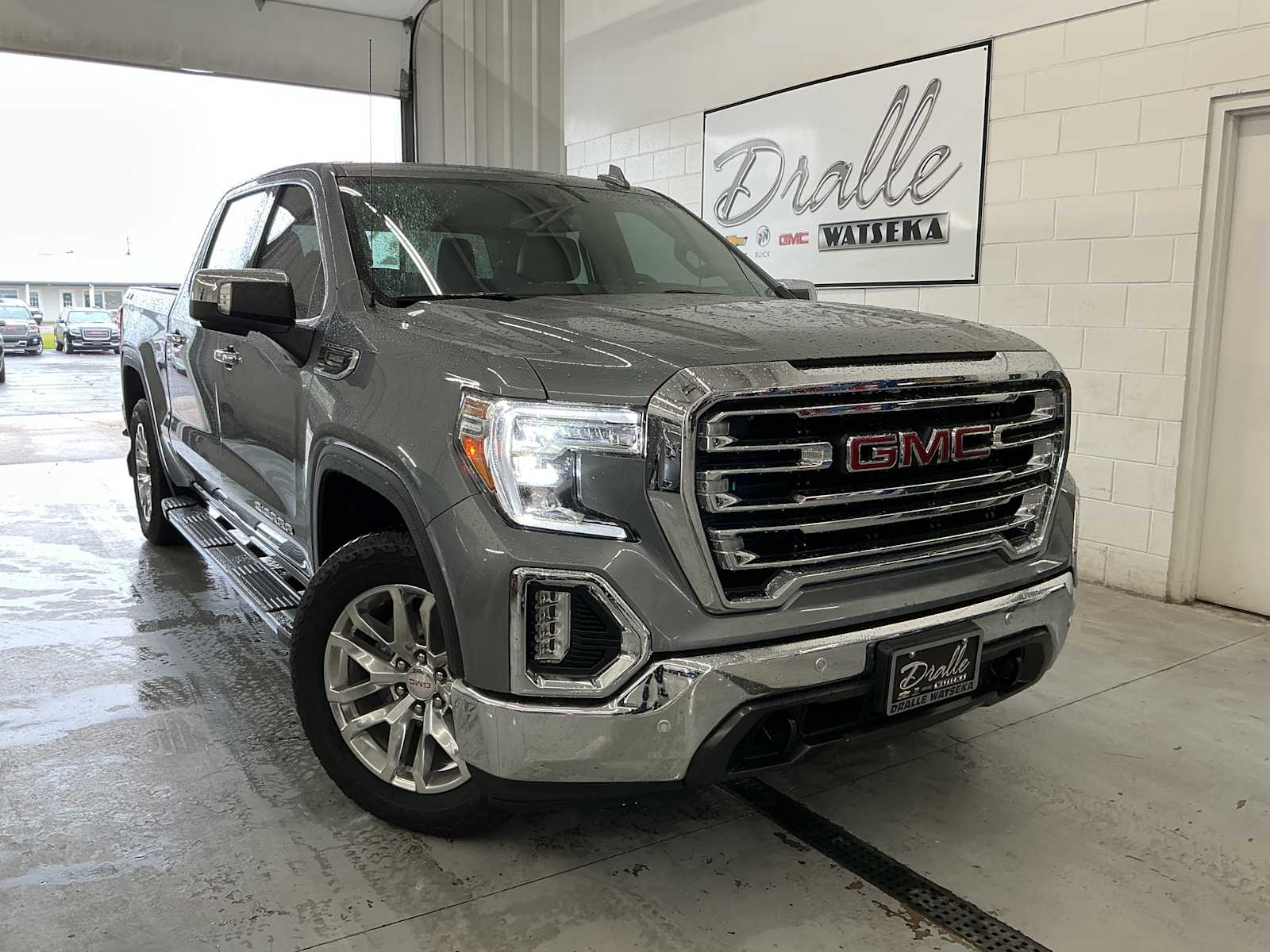 2021 GMC Sierra 1500 SLT