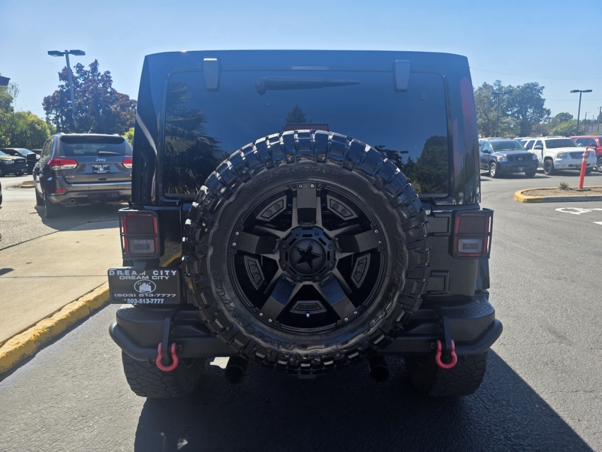 2017 Jeep Wrangler Unlimited Sahara - Photo 7