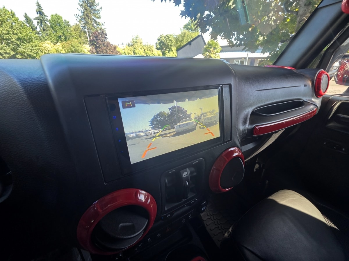 2017 Jeep Wrangler Unlimited Sahara - Photo 15