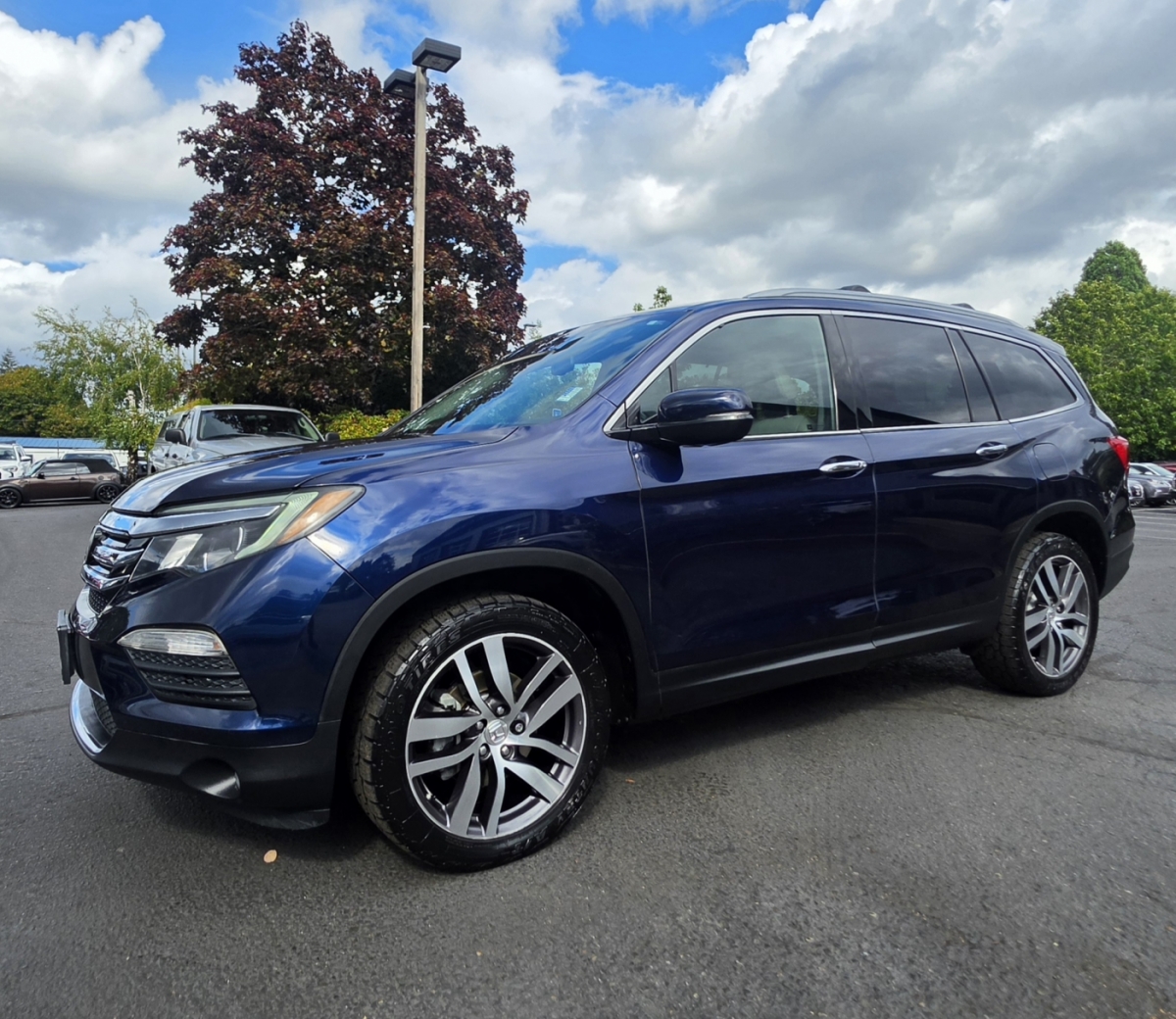 Used 2016 Honda Pilot Touring Sport Utility 4d Awd SUV