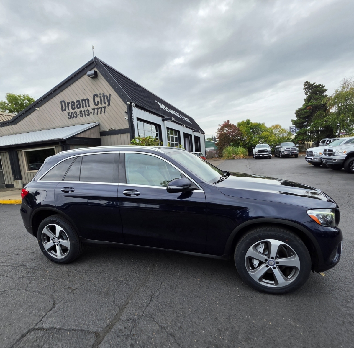 Used 2017 Mercedes-Benz Glc Glc 300 4matic Sport Utility 4d Awd SUV
