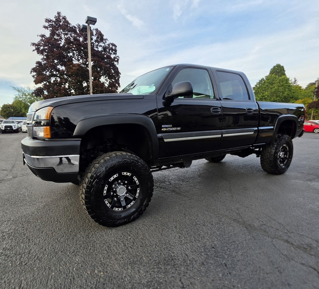 Used 2007 Chevrolet Silverado (Classic) 2500 Hd Crew Cab Lt Pickup 4d 6 1/2 Ft 4WD LBZ Truck