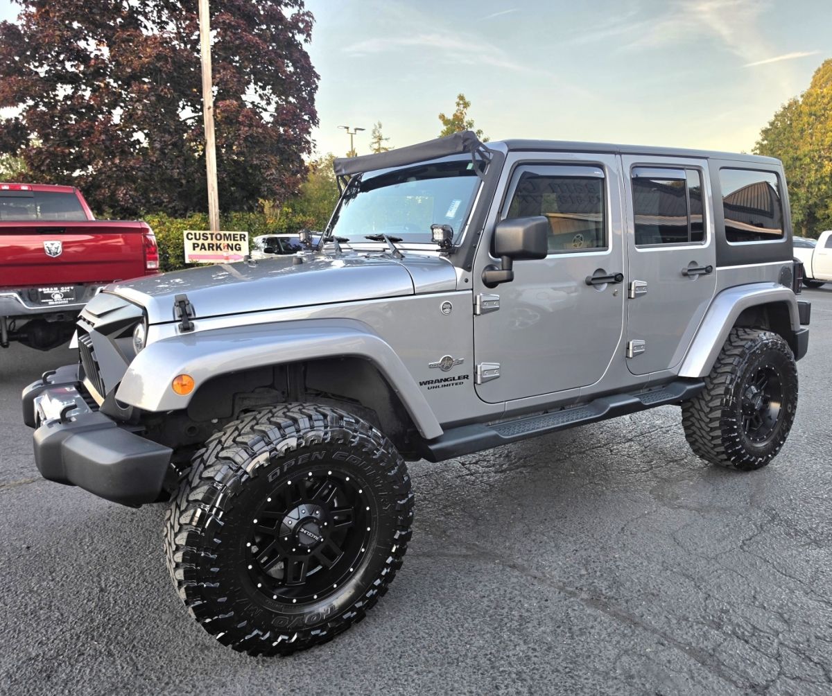 Used 2014 Jeep Wrangler Unlimited Freedom Edition Sport Utility 4d 4wd SUV