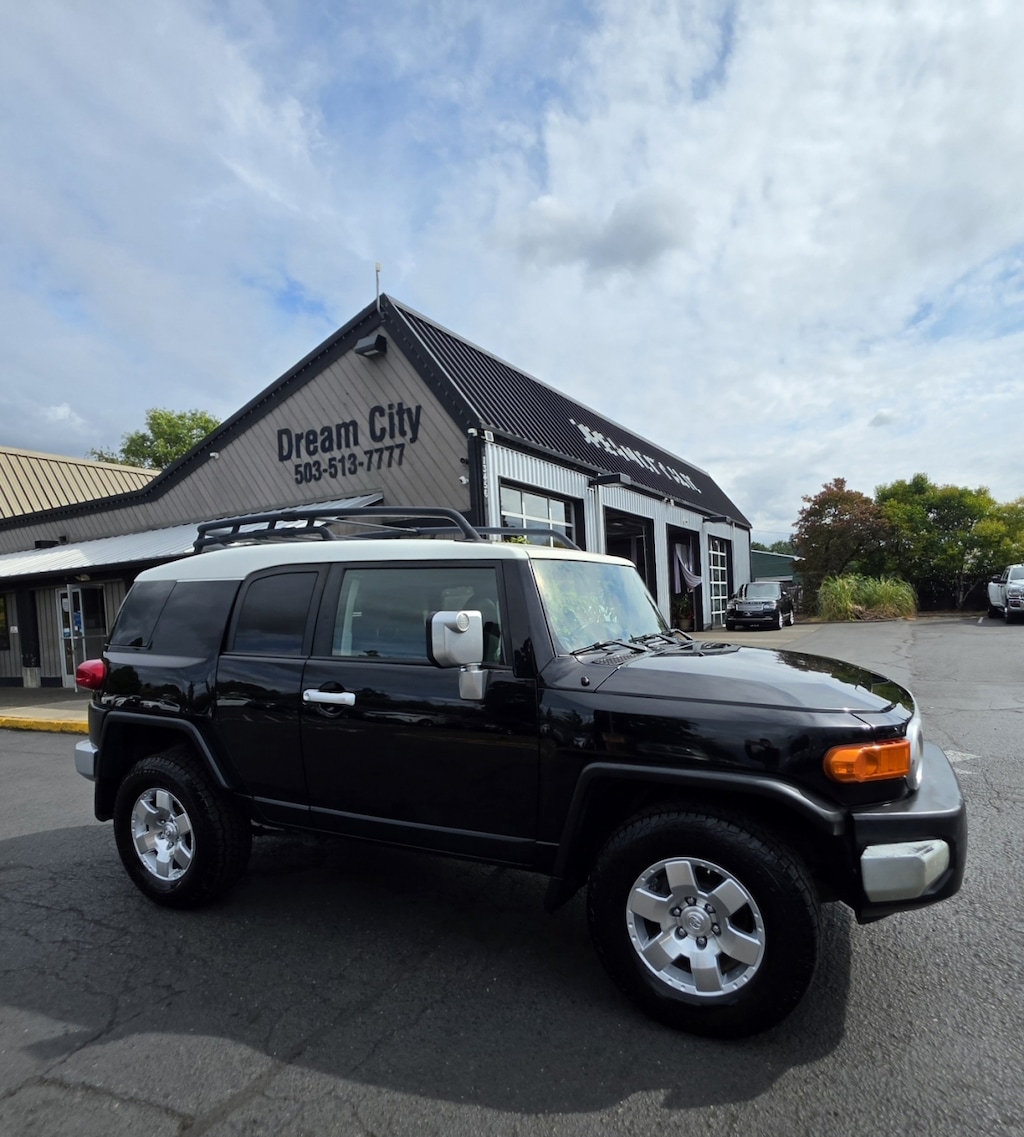Used 2008 Toyota Fj Cruiser Sport Utility 2d 4wd SUV