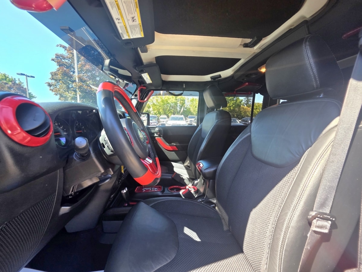 2017 Jeep Wrangler Unlimited Sahara - Photo 11