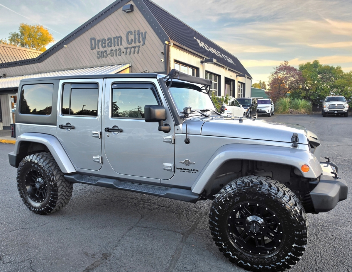 Used 2014 Jeep Wrangler Unlimited Freedom Edition Sport Utility 4d 4wd SUV