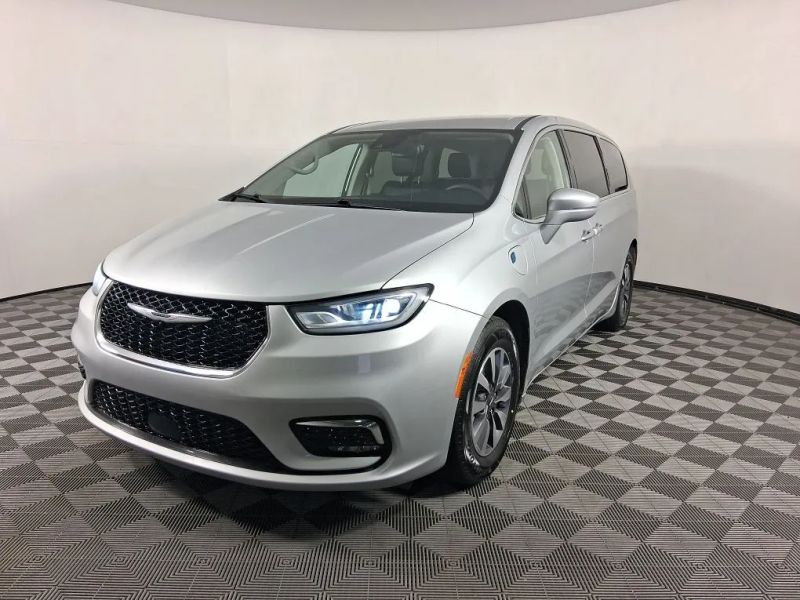2022 Chrysler Pacifica Hybrid