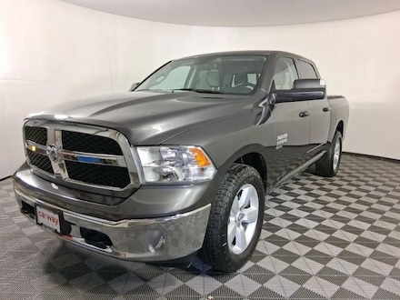 2023 Ram 1500 Classic Crew Cab SLT Pickup 4D 5 1/2 ft Pickup