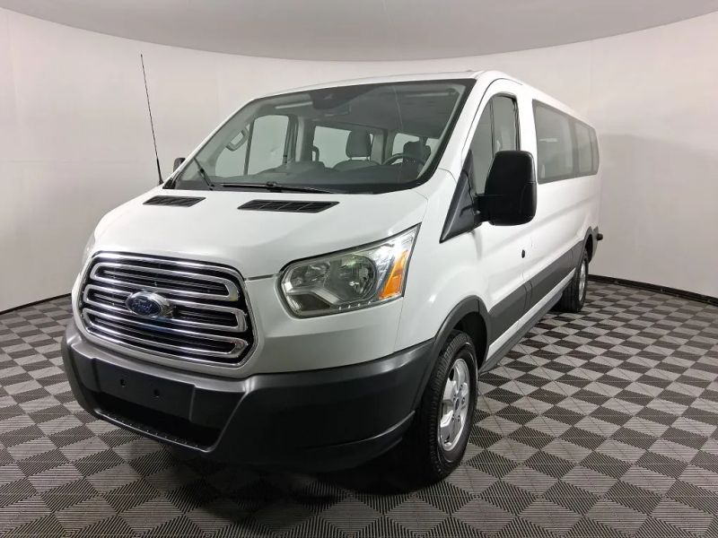 2018 Ford Transit Wagon XLT