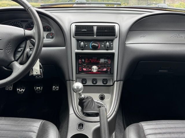 2003 Ford Mustang Mach 1 - Photo 13