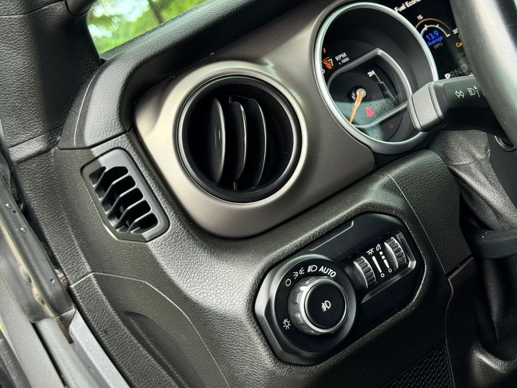 2018 Jeep All-New Wrangler Unlimited Sport S - Photo 31