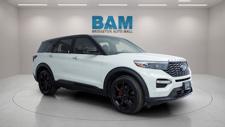 2022 Ford Explorer ST SUV