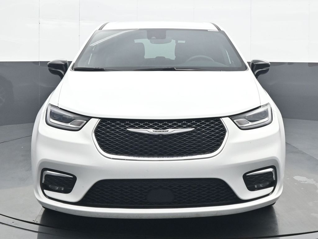 2025 Chrysler Pacifica