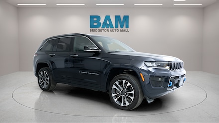 2023 Jeep Grand Cherokee 4xe Overland SUV