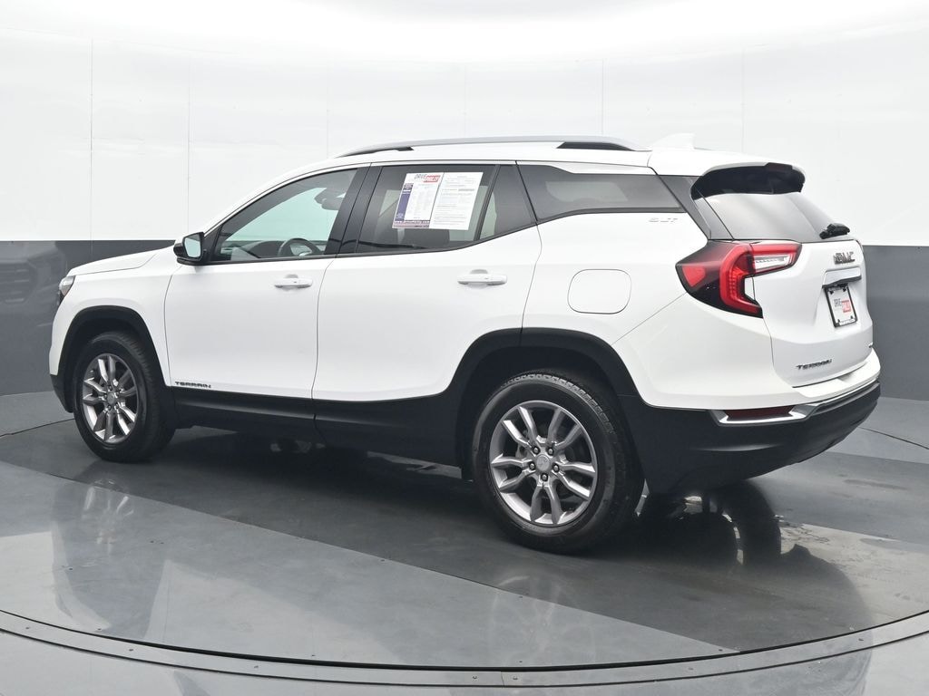 Used 2024 GMC Terrain SLT SUV