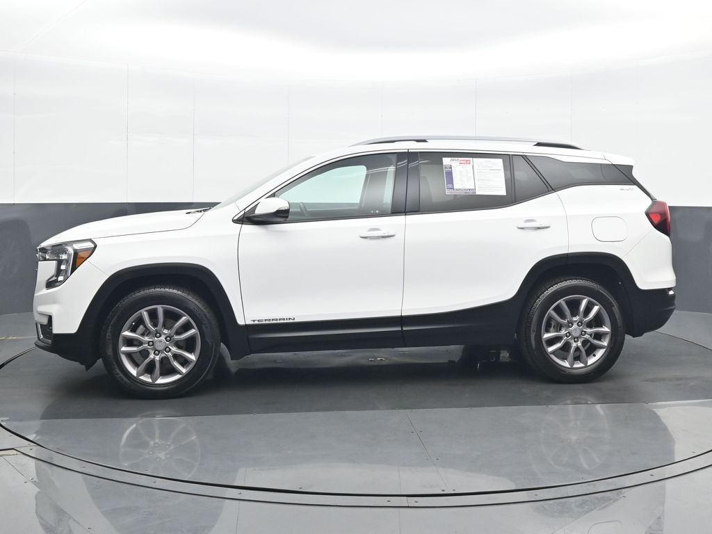 Used 2024 GMC Terrain SLT SUV