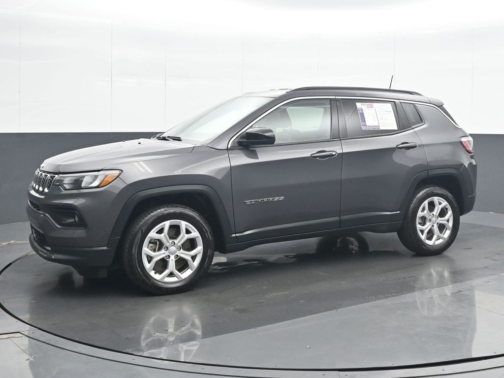 Used 2024 Jeep Compass Latitude SUV