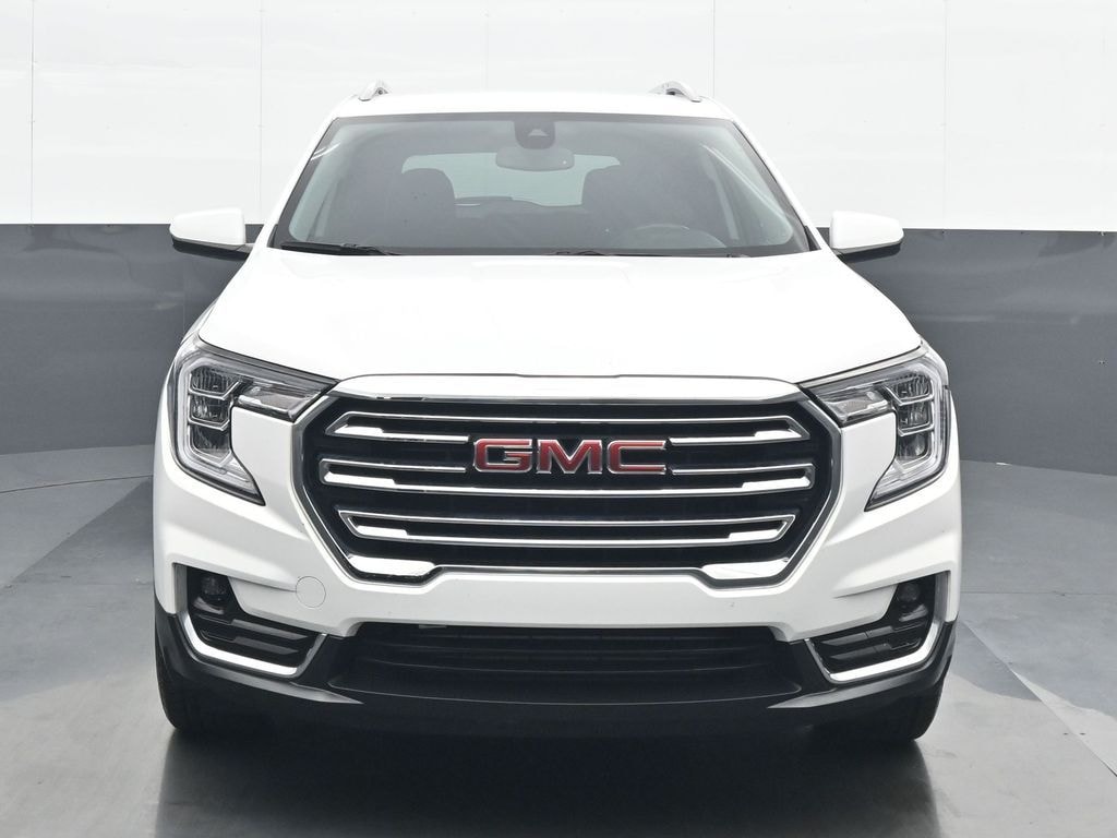Used 2024 GMC Terrain SLT SUV