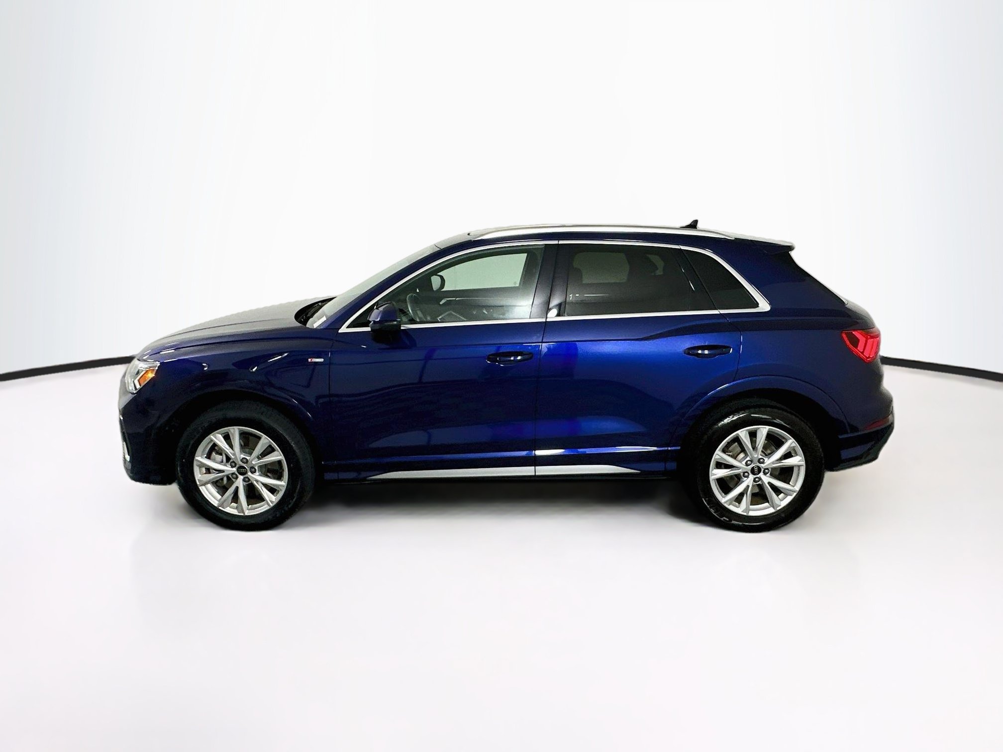 Used 2025 Audi Q3 S line Premium S line Premium 45 TFSI quattro