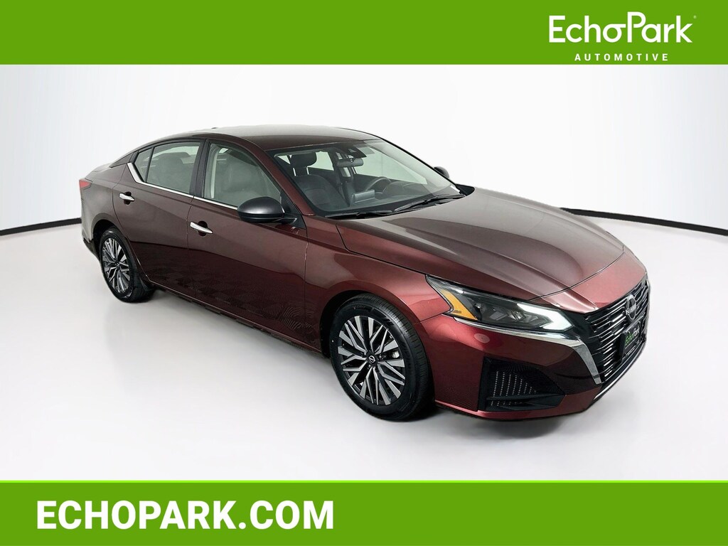 Used 2025 Nissan Altima SV SV FWD