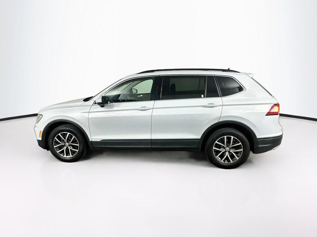 Used 2019 Volkswagen Tiguan SEL 2.0T SEL FWD