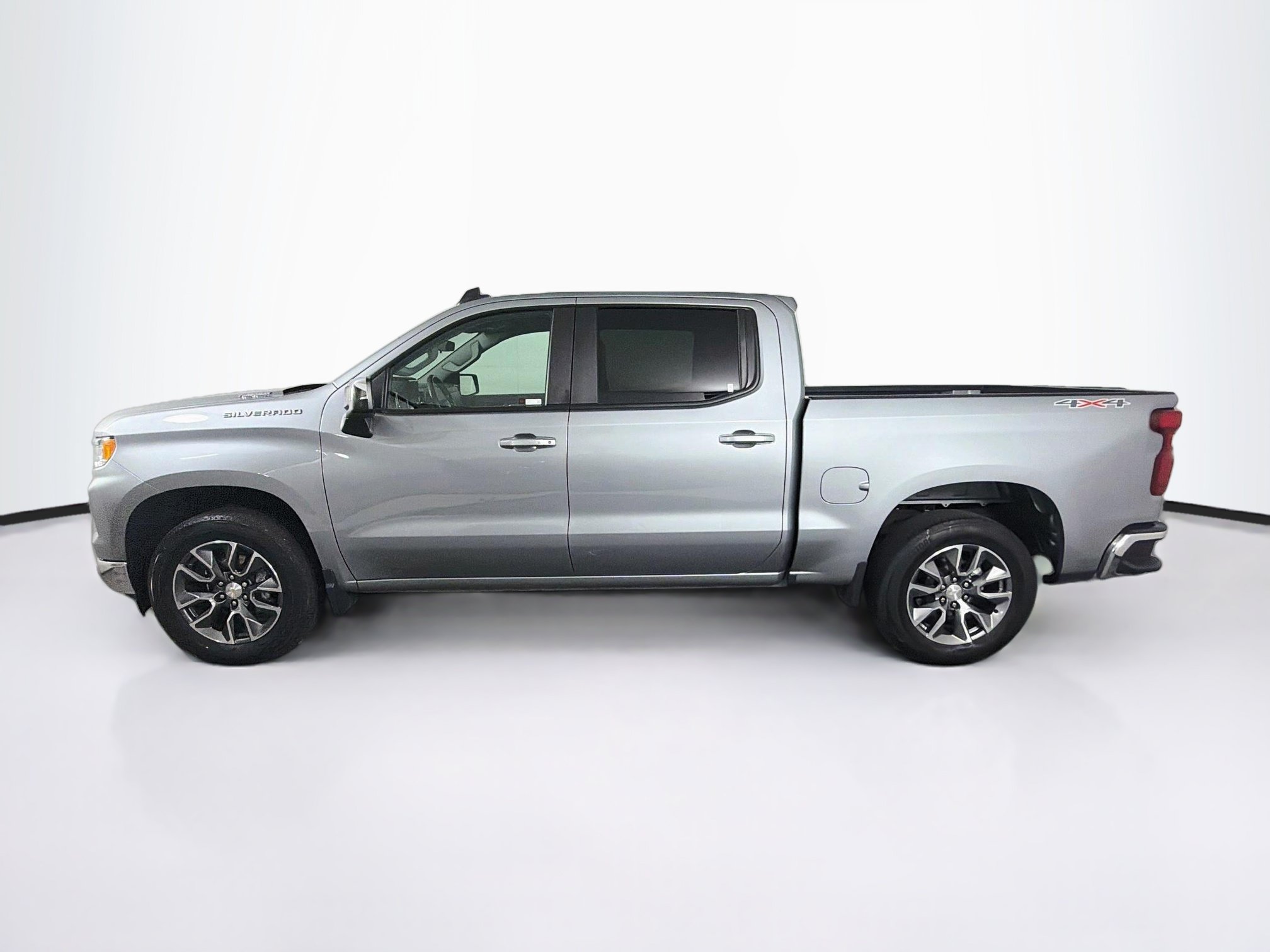 Used 2024 Chevrolet Silverado 1500 LT 4WD Crew Cab 147 LT w/2FL