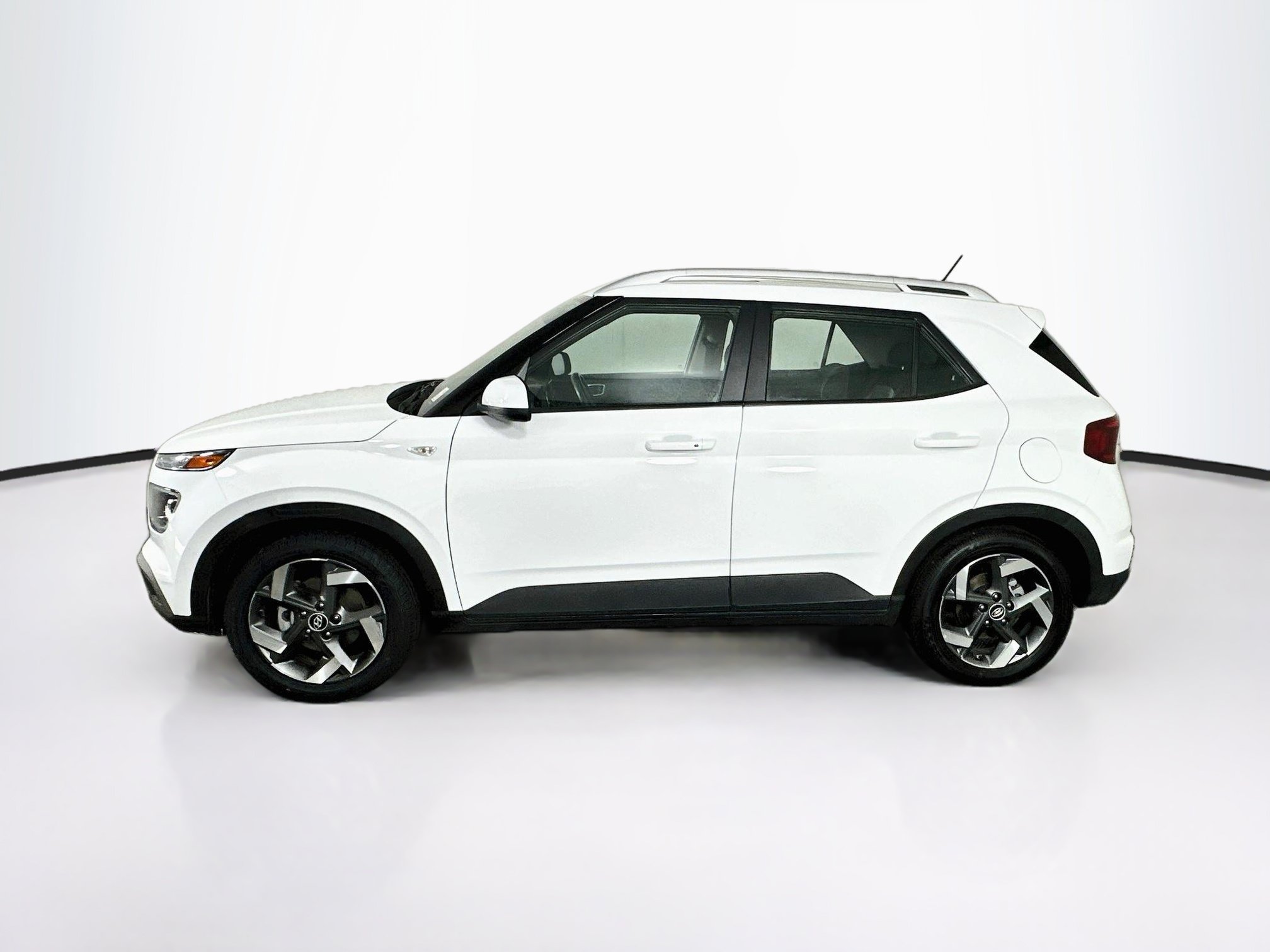 Used 2025 Hyundai Venue SEL SEL IVT